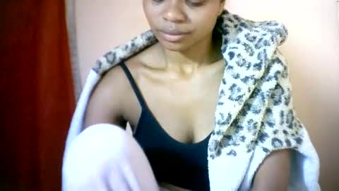Snapshot of sourayaa chatting on 06.14.26 sourayaa online show from 06.14.26