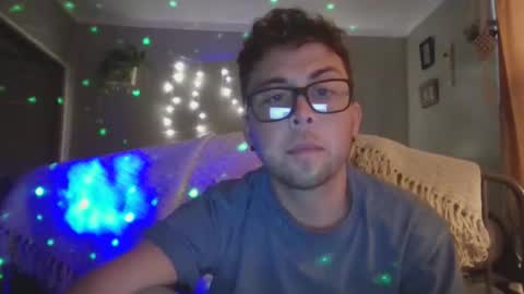 Snapshot of southernpeach95 chatting on 11.29.25 SouthernPeach online show from 11.29.25