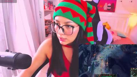 Lili online show from 12.22.25