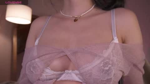 Snapshot of soy_iris chatting on 05.26.26 Irisita online show from 05.26.26