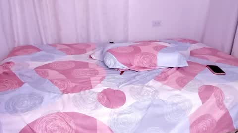 Snapshot of soy_naty_rose3 chatting on 02.02.25 Naty online show from 02.02.25