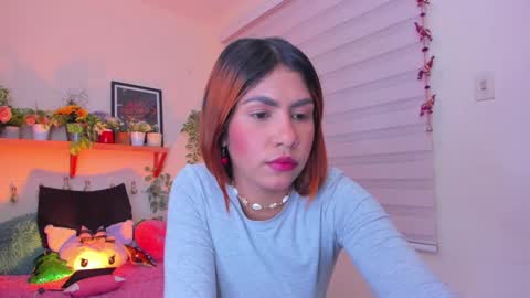 Sarah Valentina online show from 02.12.25