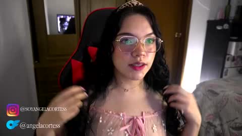 soyangelacortes online show from 10.27.25