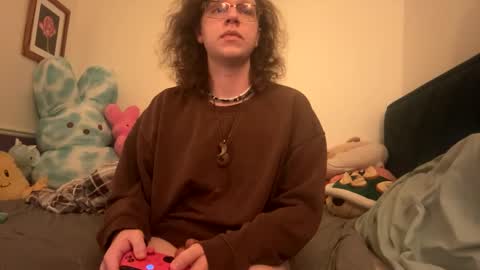 Snapshot of soyboy201 chatting on 10.05.25 Soyboy20 online show from 10.05.25