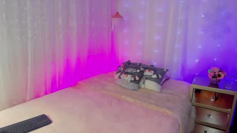      25  online show from 01.05.25