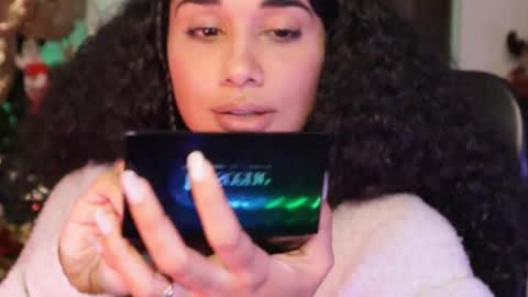 You want to talk to me more personal follow me in My Channel VIP  50 the discount       online show from 12.27.24