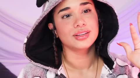 You want to talk to me more personal follow me in My Channel VIP  50 the discount       online show from 03.07.25