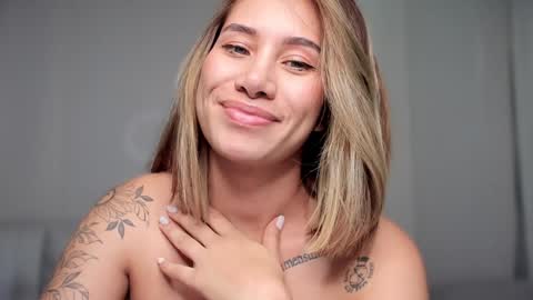 Snapshot of soytulu_ chatting on 12.02.24 brisa s online show from 12.02.24