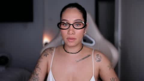 Snapshot of soytulu_ chatting on 05.29.26 brisa s online show from 05.29.26