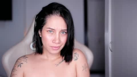 Snapshot of soytulu_ chatting on 06.01.26 brisa s online show from 06.01.26