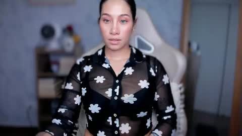 Snapshot of soytulu_ chatting on 06.14.26 brisa s online show from 06.14.26