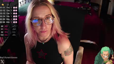 Snapshot of sp00kywitchmom chatting on 12.19.24 Seraphina Lane online show from 12.19.24