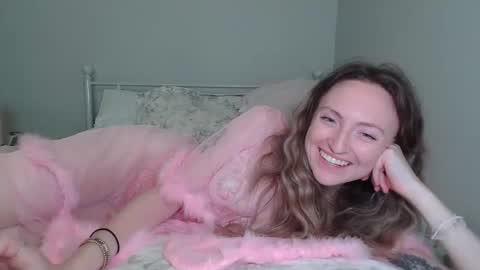 Snapshot of sp8cebunni99 chatting on 09.14.25 Margo online show from 09.14.25