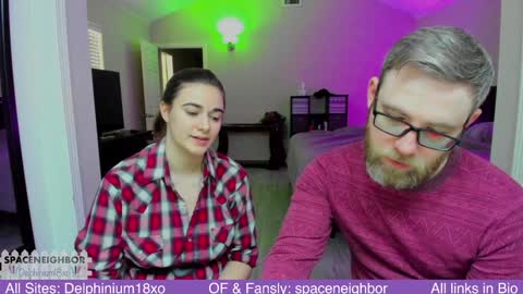 Snapshot of spaceneighbor chatting on 12.09.24 Spaceneighbor online show from 12.09.24