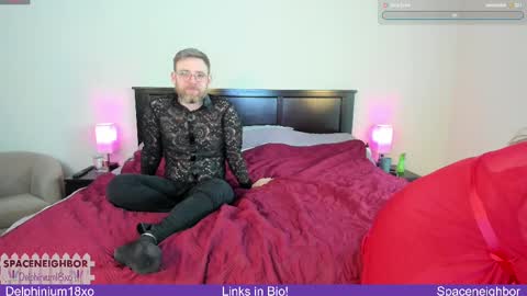 Snapshot of spaceneighbor chatting on 02.15.25 Spaceneighbor online show from 02.15.25