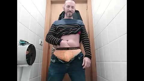 Manu  online show from 02.06.25