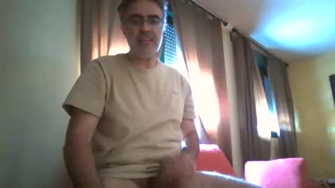 Snapshot of spanishshow chatting on 05.18.26 spanishshow online show from 05.18.26