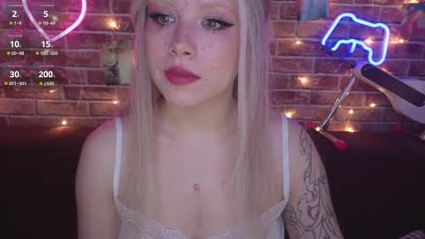 Snapshot of sparklemona chatting on 02.23.26 SparkleMona online show from 02.23.26