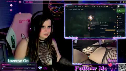 Snapshot of sparksafterdark chatting on 01.08.26 sparksafterdark online show from 01.08.26