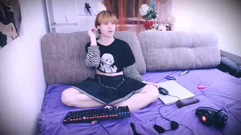 Snapshot of sparkyferret chatting on 11.30.25 sparkyferret online show from 11.30.25