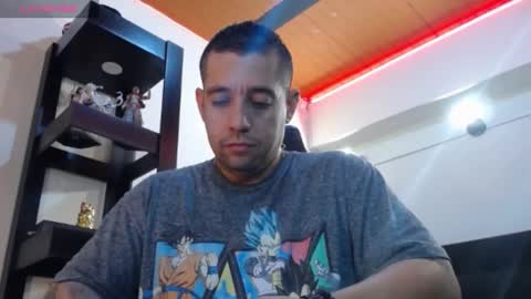 Snapshot of spartacus_cam chatting on 12.11.24     online show from 12.11.24