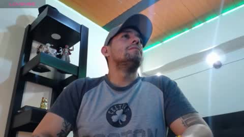 Snapshot of spartacus_cam chatting on 12.23.24     online show from 12.23.24