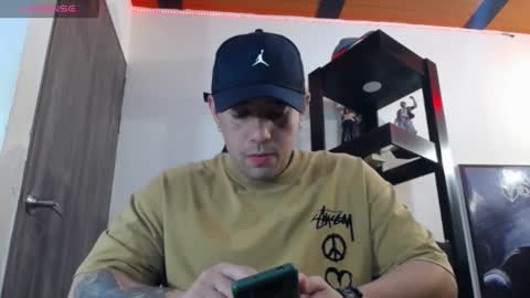 Snapshot of spartacus_cam chatting on 12.31.24     online show from 12.31.24