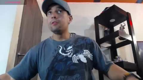 Snapshot of spartacus_cam chatting on 01.08.25     online show from 01.08.25