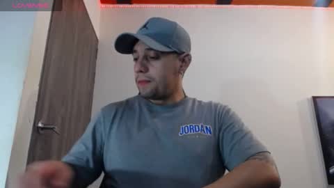 Snapshot of spartacus_cam chatting on 01.23.25     online show from 01.23.25