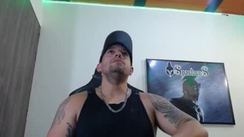 Snapshot of spartacus_cam chatting on 10.16.25     online show from 10.16.25