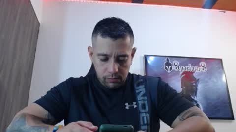 Snapshot of spartacus_cam chatting on 11.04.25     online show from 11.04.25