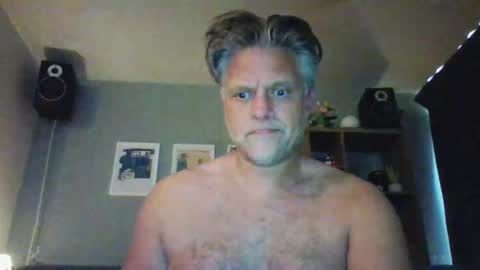 Snapshot of spectacularguy chatting on 05.24.26 DutchDude online show from 05.24.26