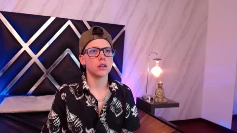 spencerm_ online show from 12.18.25