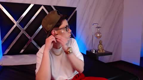 spencerm_ online show from 12.19.25