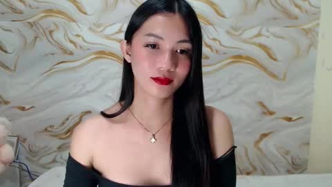 Leah online show from 11.24.25