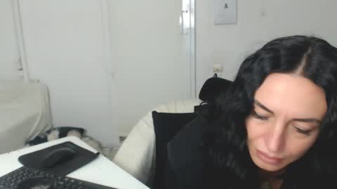 Carla online show from 02.03.25