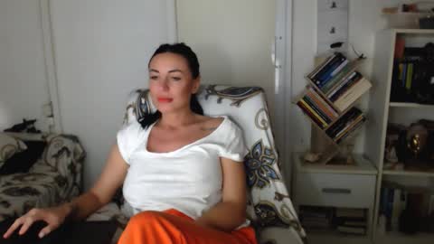 Carla online show from 09.19.25