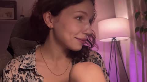 Snapshot of spicy___caramel chatting on 10.05.25 spicy___caramel online show from 10.05.25