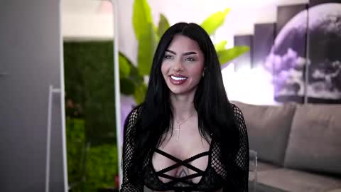 Spicy Maple online show from 04.02.26