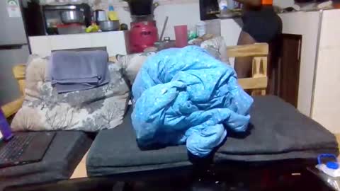 Snapshot of spicybitch16 chatting on 12.22.25 spicybitch16 online show from 12.22.25