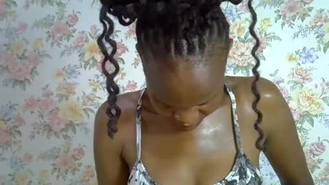 Snapshot of spicydiva69 chatting on 02.14.26 Jasmine online show from 02.14.26