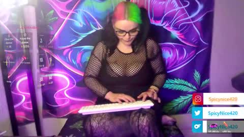 spicynice420 online show from 01.07.26