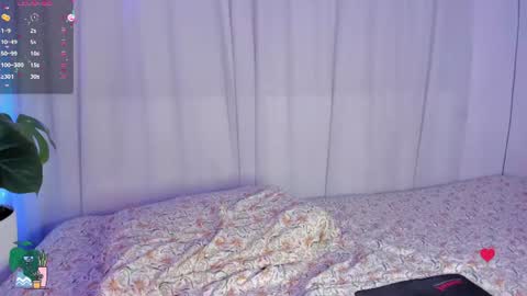 Snapshot of spicyvainilla chatting on 06.25.26 Valeria online show from 06.25.26