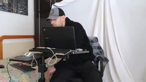 Marco. When Im offline you can view premium content in bio online show from 02.11.25