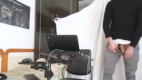 Marco. When Im offline you can view premium content in bio online show from 02.28.25