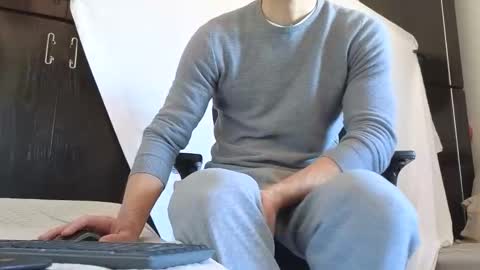 Marco. When Im offline you can view premium content in bio online show from 10.07.25