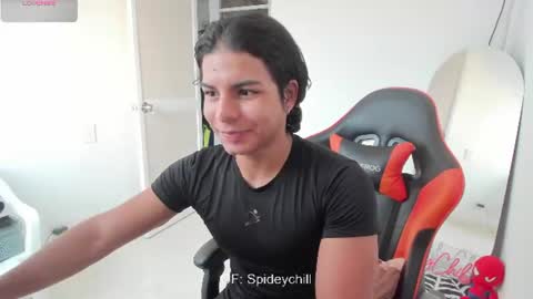 Snapshot of spideychill chatting on 07.10.26 spideychill online show from 07.10.26