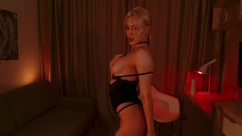 Elizabeth online show from 12.27.24