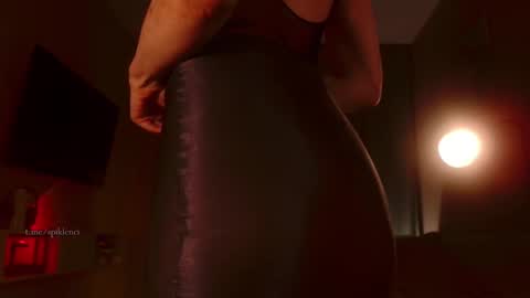 Elizabeth online show from 10.14.25