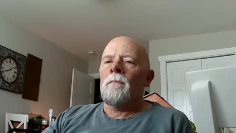 Snapshot of sportfish chatting on 05.16.26 sportfish online show from 05.16.26